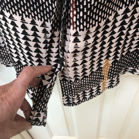 Michael Stars Rib Sleeve Panel Button Blouse, Sz S - Picture 13 of 16